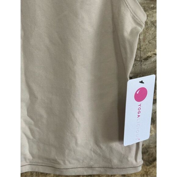 Women’s NWT Yogalicious Tan Airlite Melissa Crop Tank Top Size XL - Picture 2 of 5